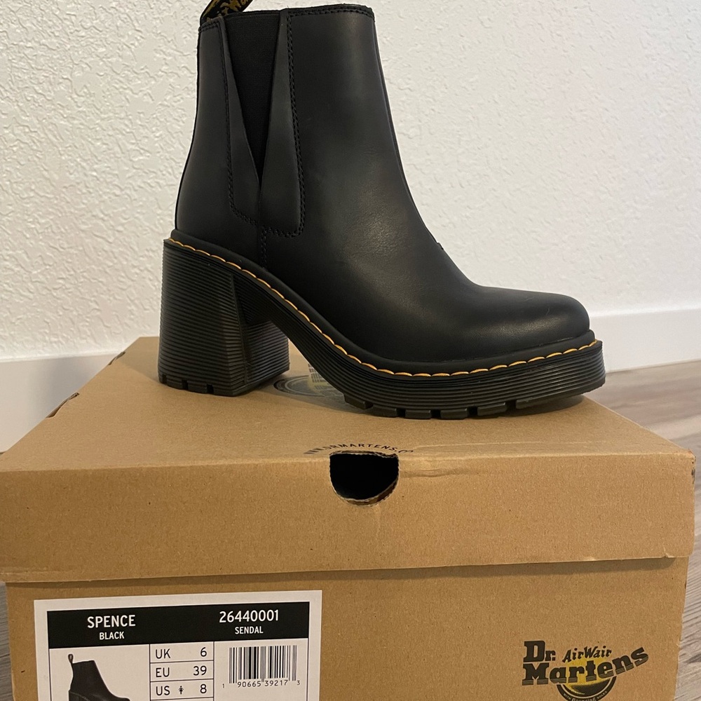 Dr. Martens Spence bootie never worn